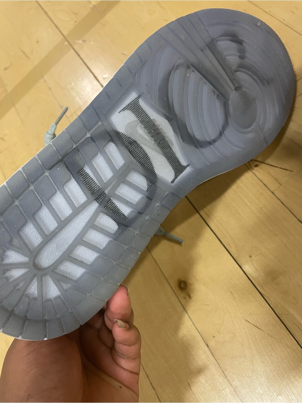 Dior Men's High-Top Sneakers in White and Gray - Picture 3 of 5